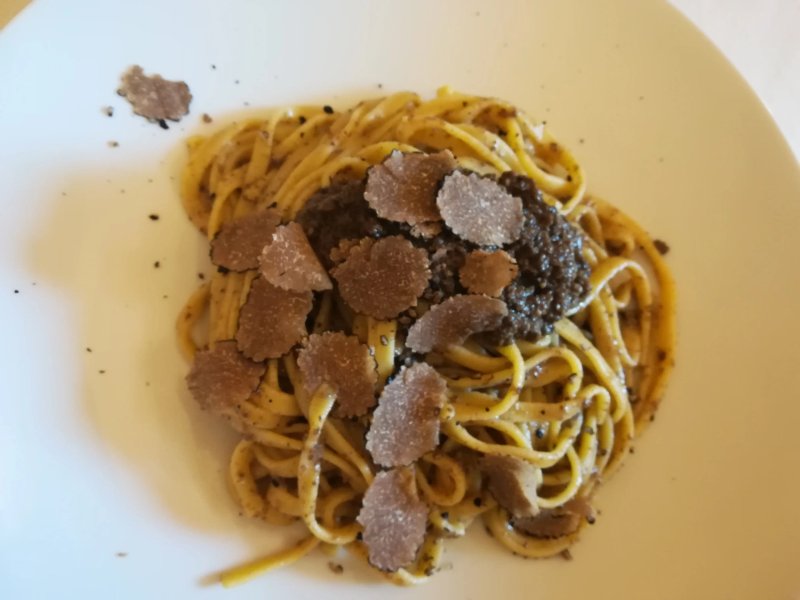 Trattoria "La Torre" Da Peppe Ole Se Magna