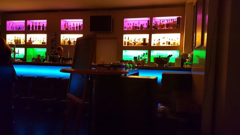 sorgenfrei.BAR