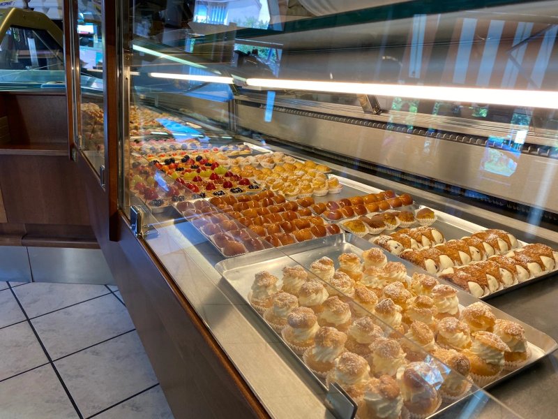 BERLINGHIERI Pasticceria Gelateria