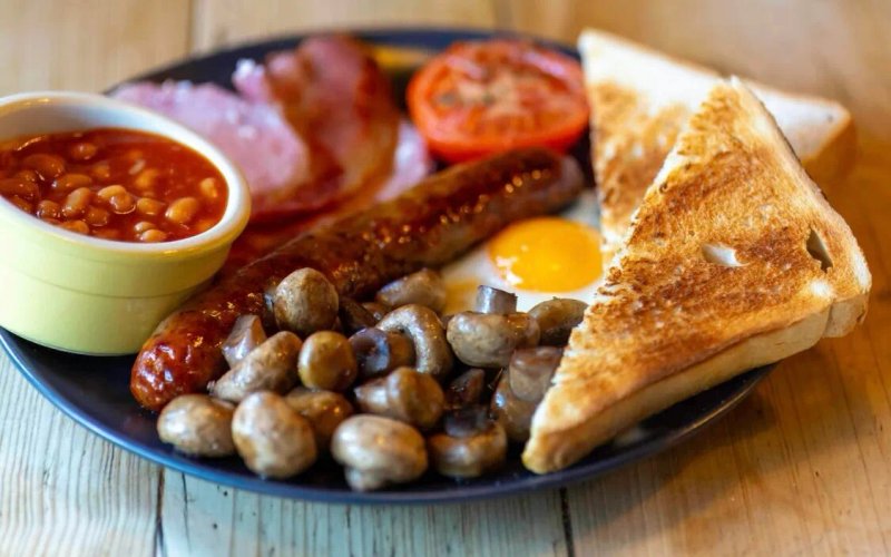 The Lions Den Cafe