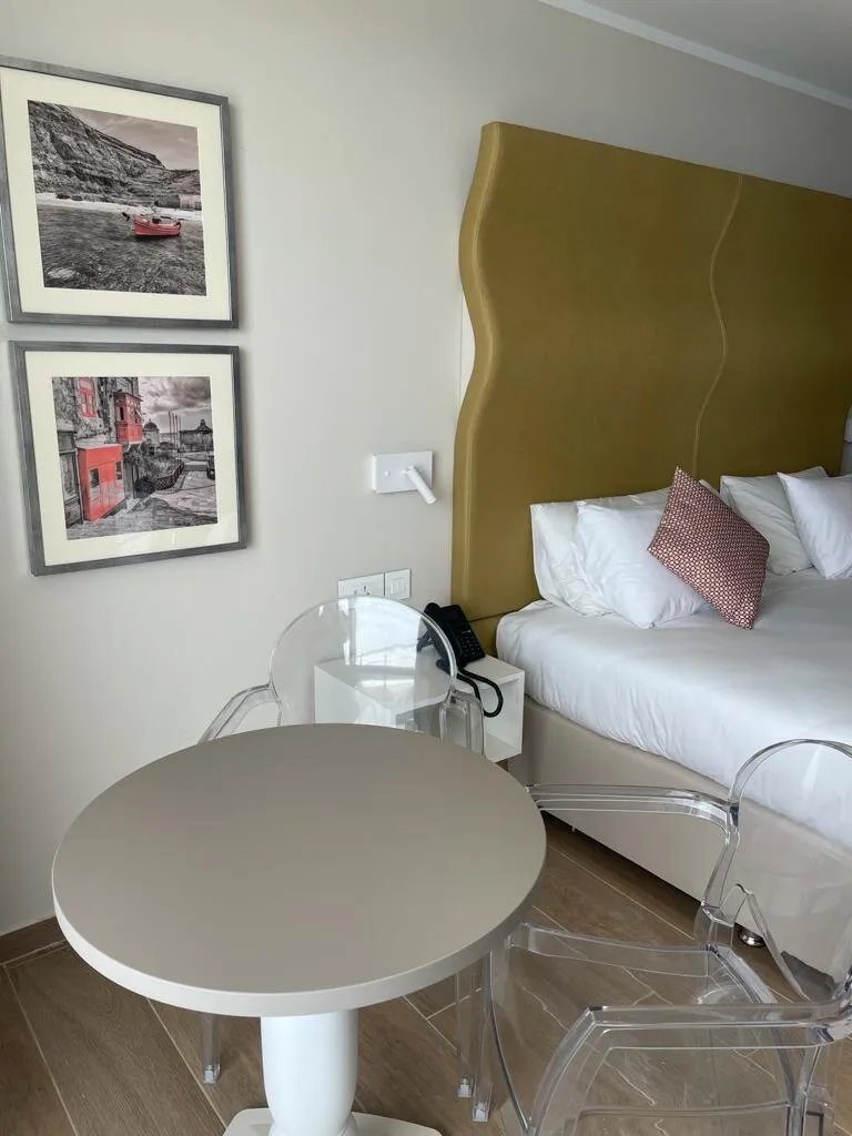 Seaview Hotel
