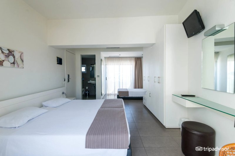 Atlantis Boutique City Hotel