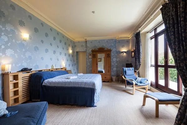 Castlemead Hotel