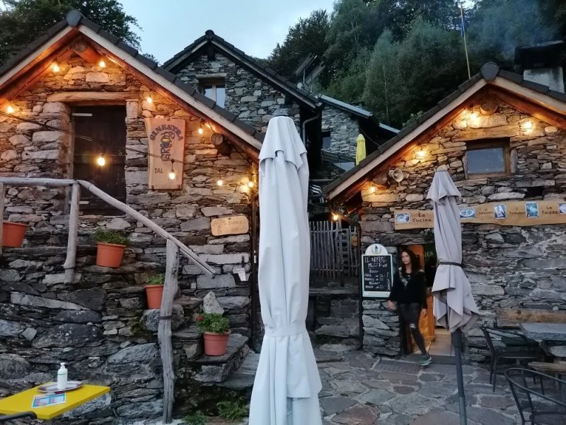 Grotto La Ginestra Da Ghilardi