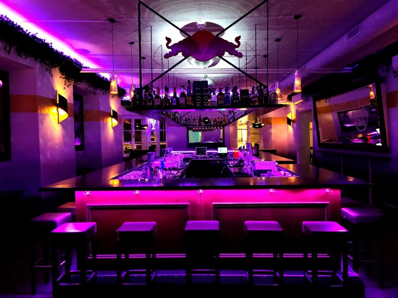Up25 Cocktail-Bar
