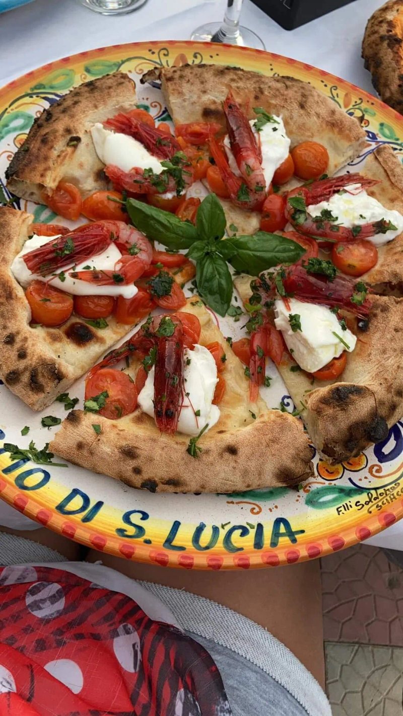 Ristorante Pizzeria Gourmet  Lo Scoglio di Santa Lucia