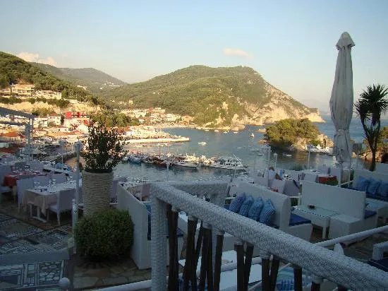 Enjoy Lichnos Bay Village, Camping, Hotel & Apartments