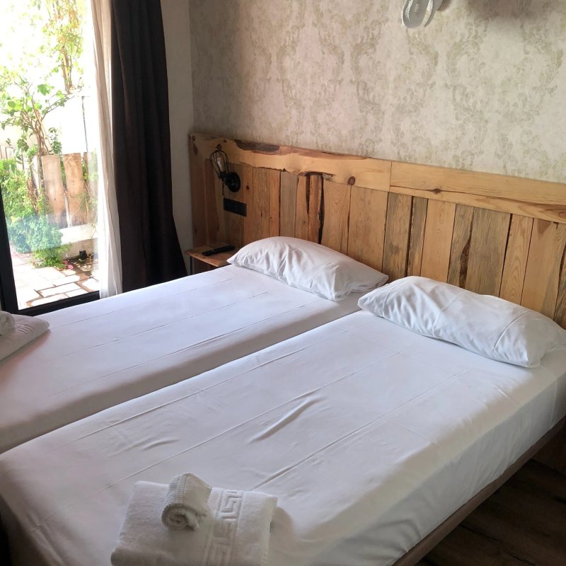 Black Swan Hostel Sevilla