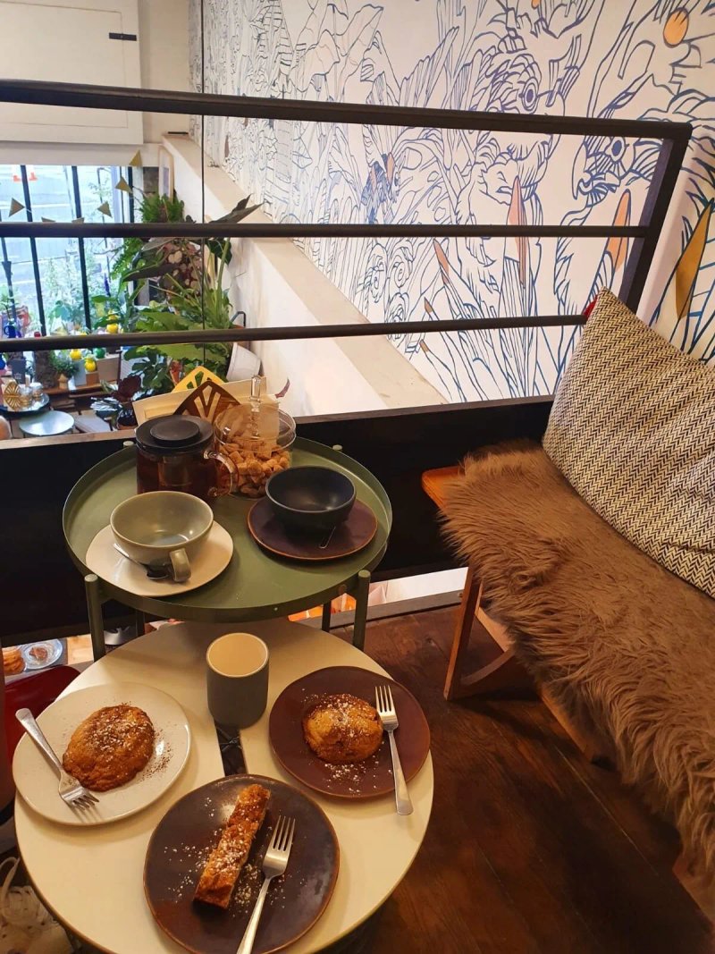 Un Brin de Folie - Fleuriste de Saison & Cafe
