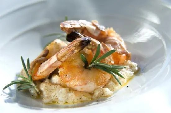 Lucca Restaurant