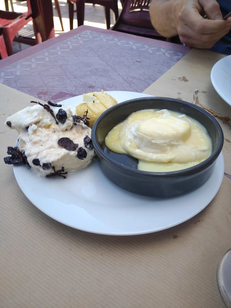 Le Bouchon En Beaujolais