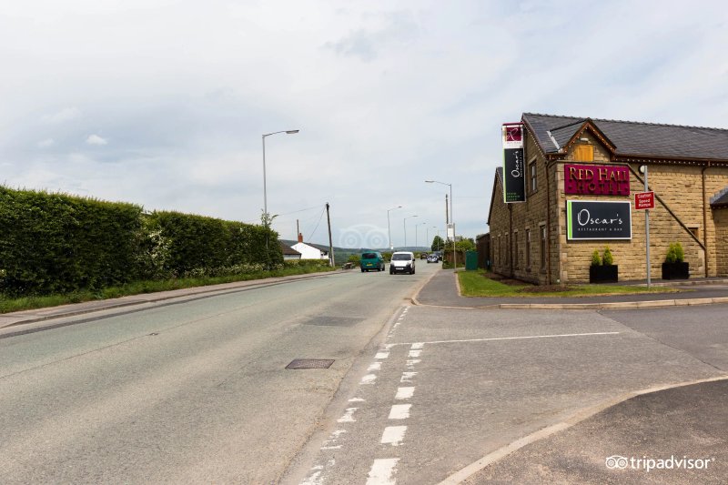 Red Hall Hotel