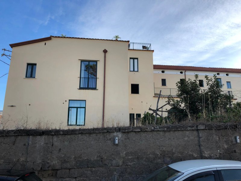 Porto Salvo Guesthouse