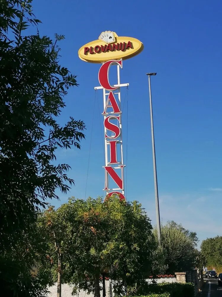 Hotel Casino Restaurant Zephyr - Plovanija