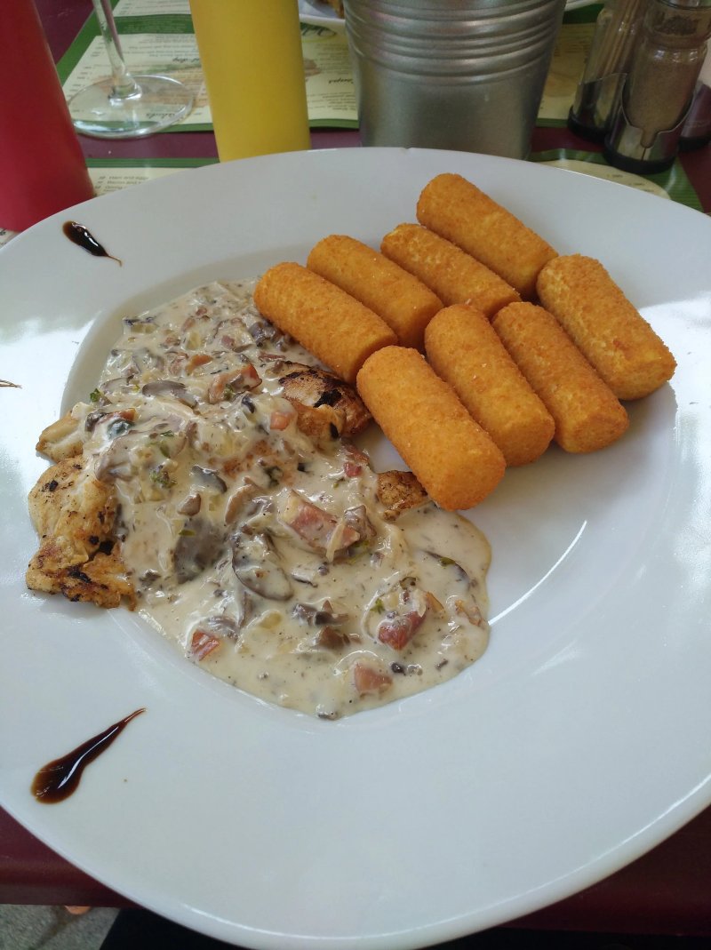 Diner M