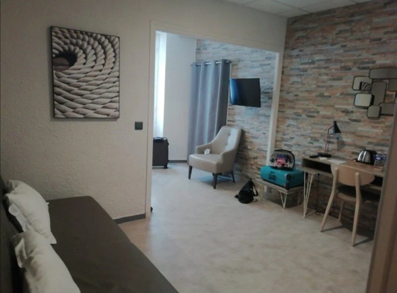 Hotel sur le Quai