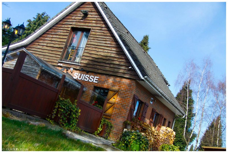Le Chalet Suisse
