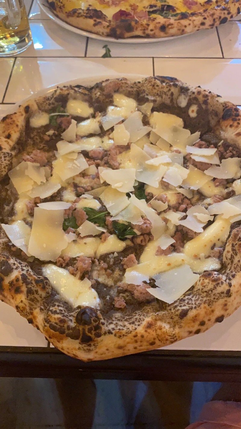 Pizzeria Manamme Santa Cruz
