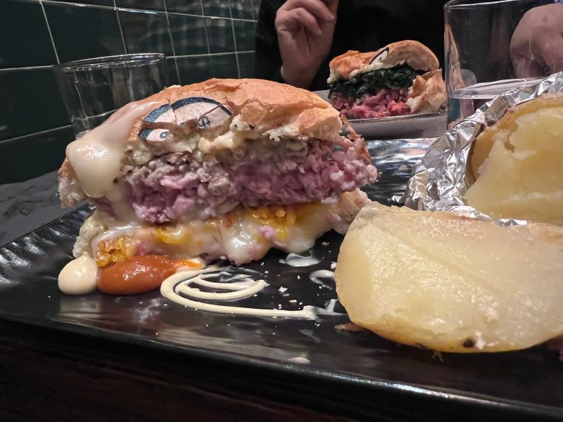 TheLab - Unconventional Burger Experience