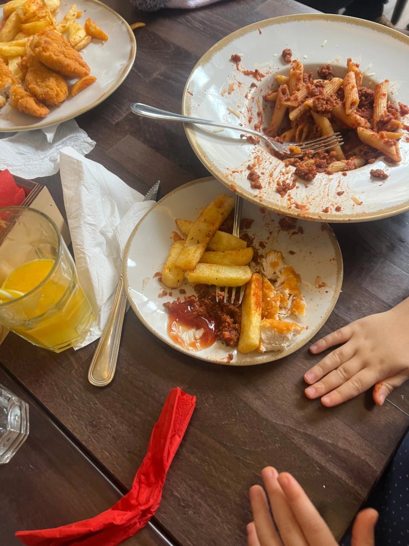 Xclusive Grill & Crepes