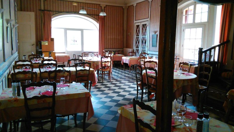 Hostellerie Le Mirabeau