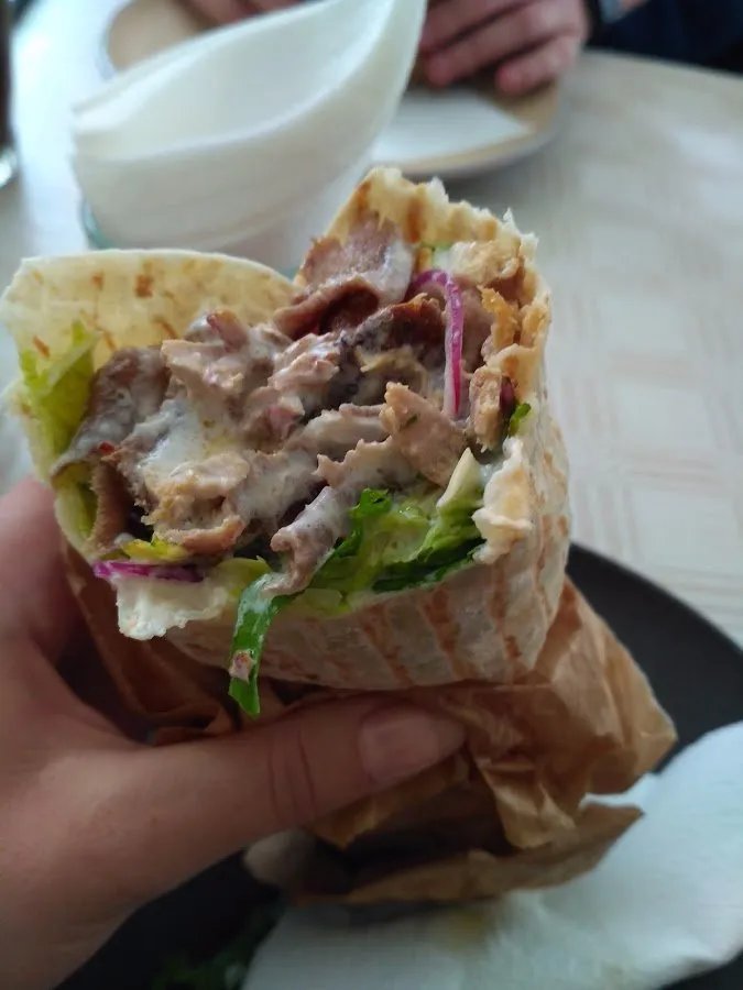 Ausmena kebabs (Ausmena Kebab)