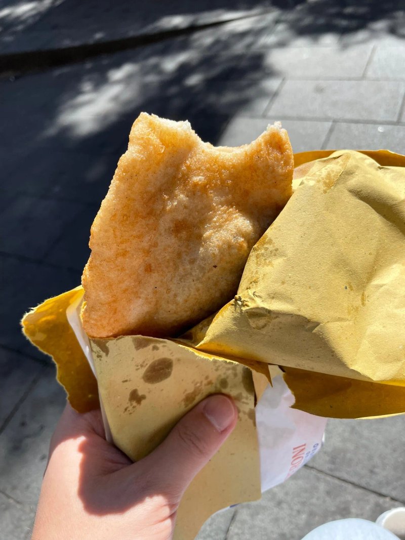 Antica Pizza Fritta Da Zia Esterina Sorbillo