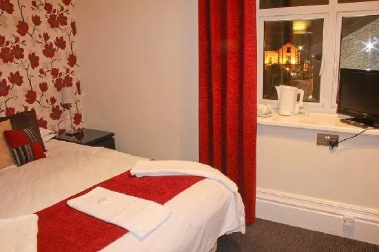 Grey Walls Hotel