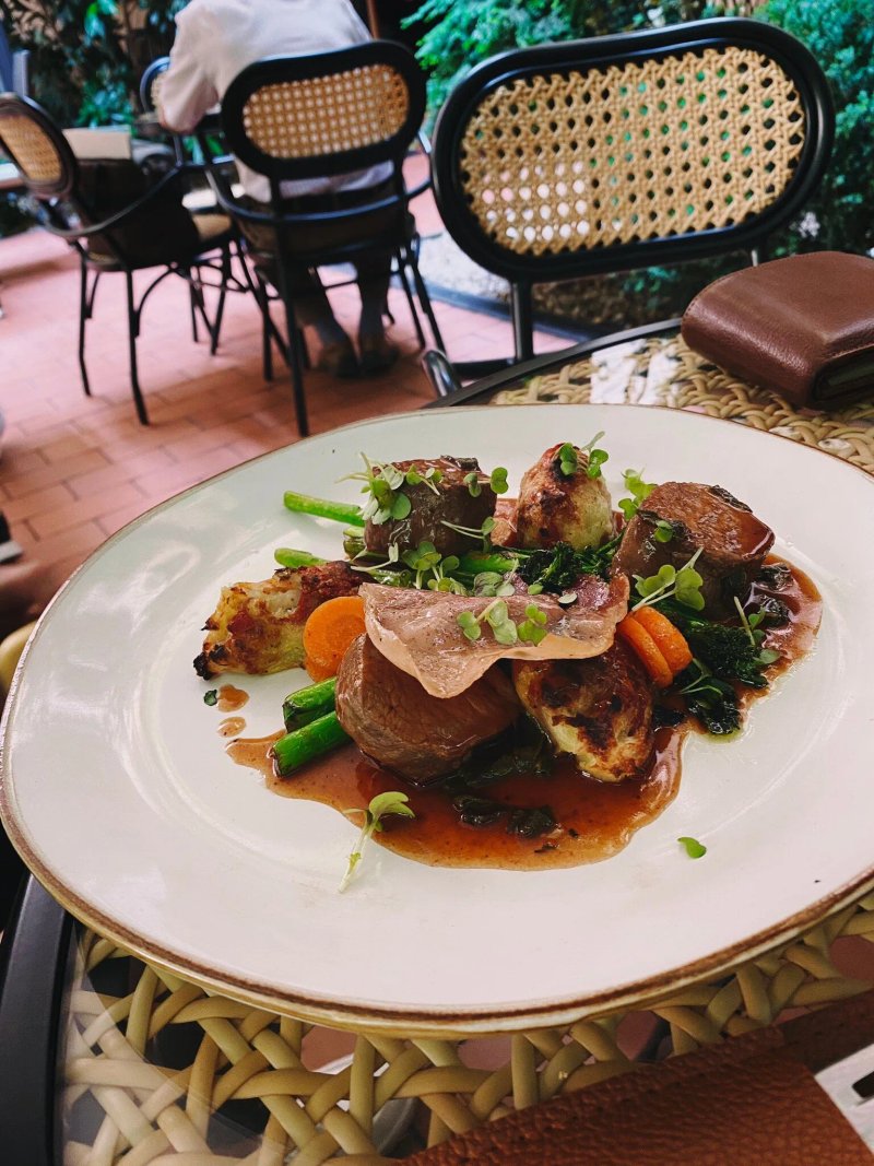 Poetika Bistro & Coffee & Wine