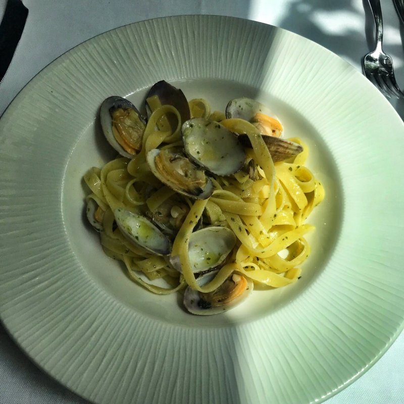 Plato Restaurant