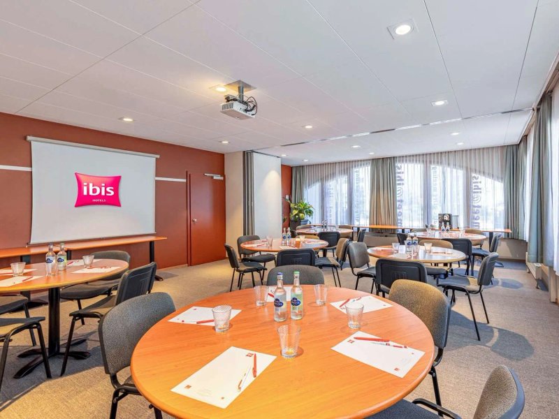 ibis Sion