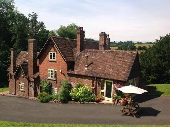 Worralls Grove Guest Farm House