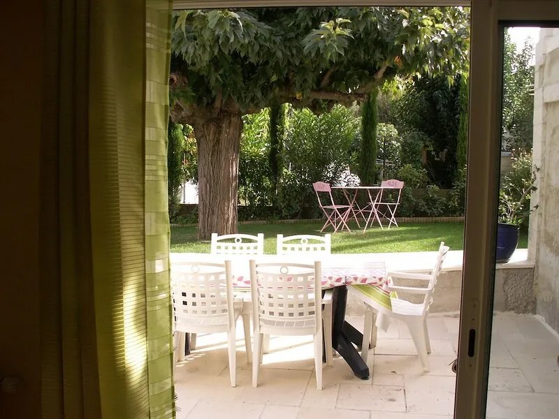 Ground floor garden apartment + POOL