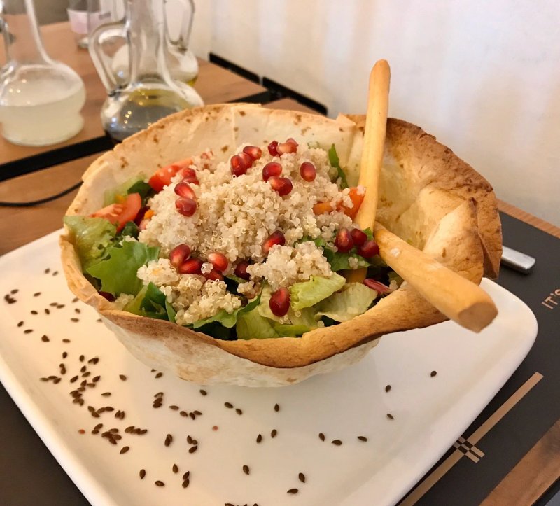 Mod Cafe & Bistro