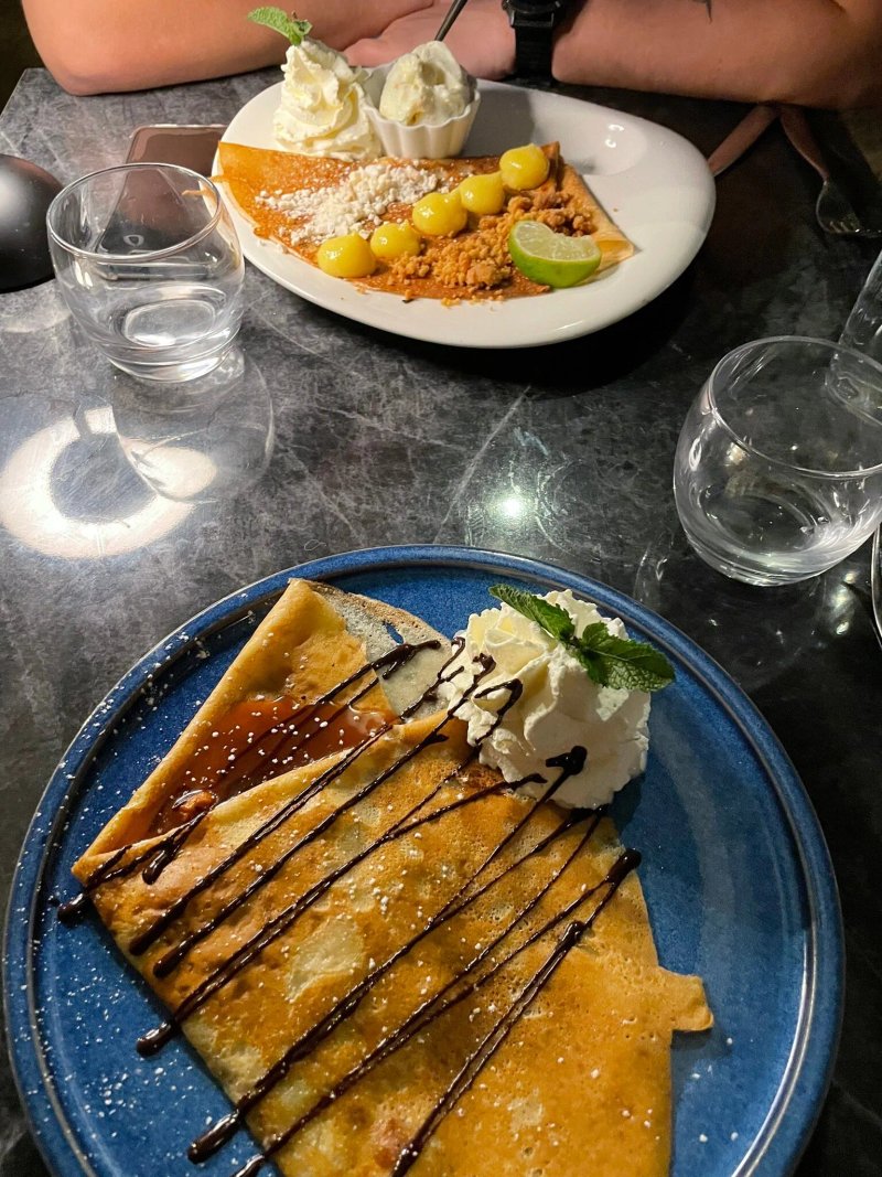 Restaurants & cafés