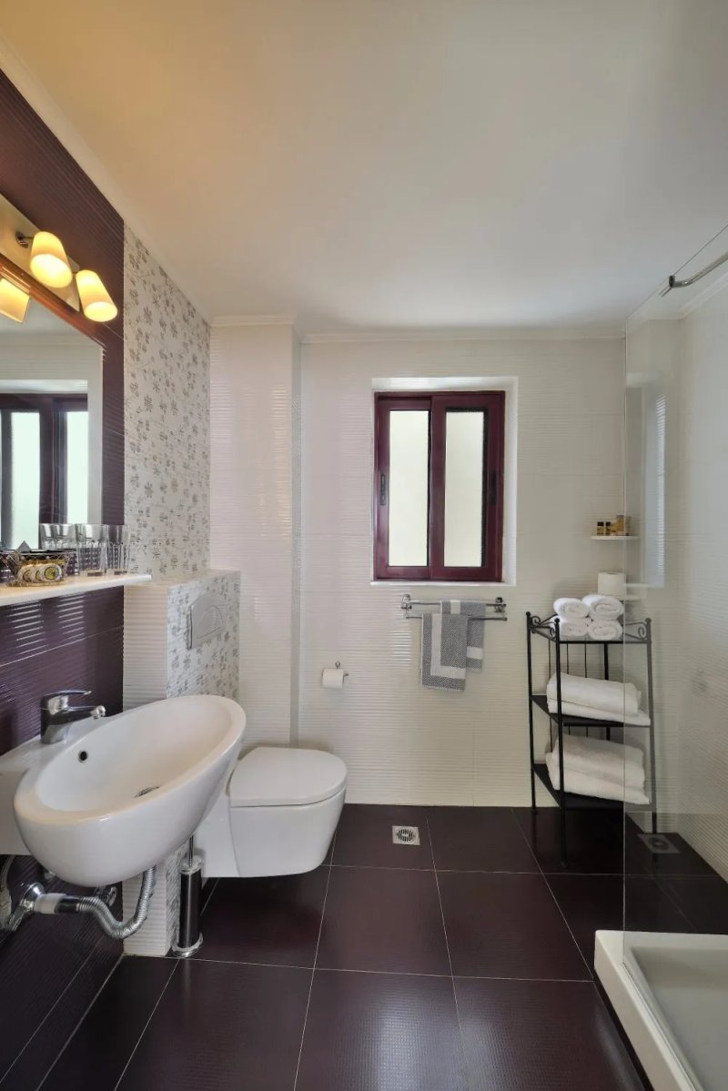 Orion & Dryades Hotel