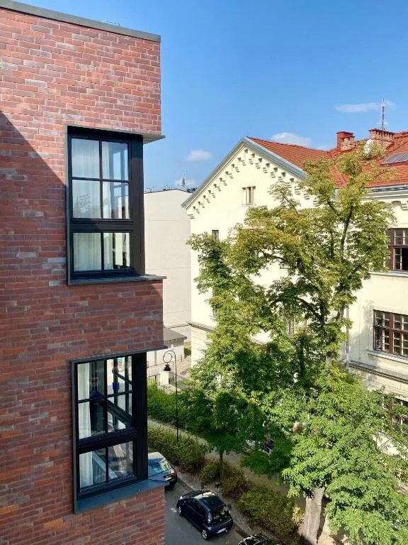 H11 Apart Hotel