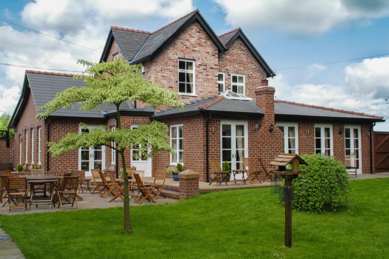 Mere Brook House