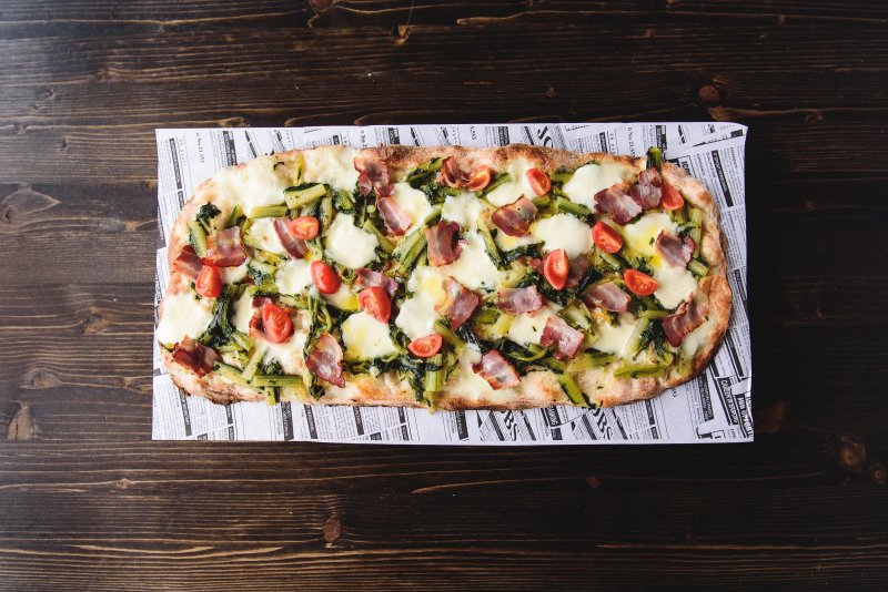 Tia's Pizza