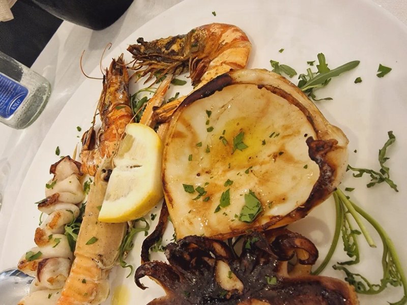 L' Angolo Di Vino