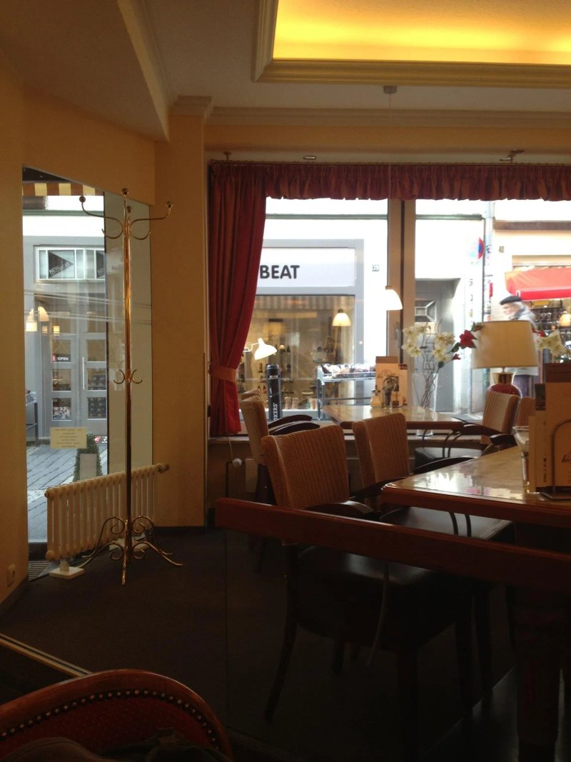 Klingelhofer Cafe