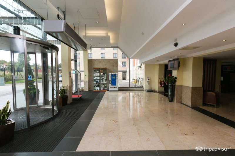 Clayton Hotel Manchester Airport