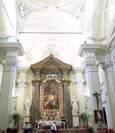 Chiesa Santuario S. Maria Del Suffragio