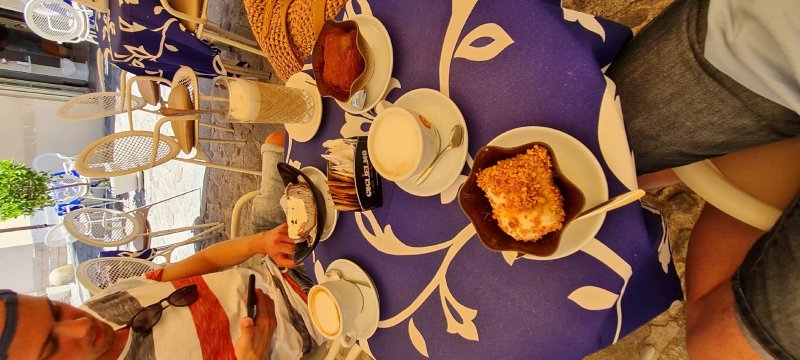Cafe De Paris