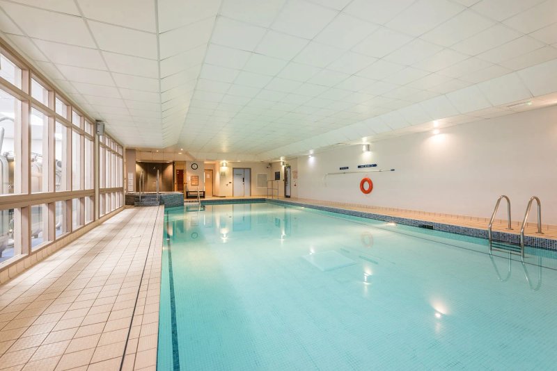 New Place Hotel