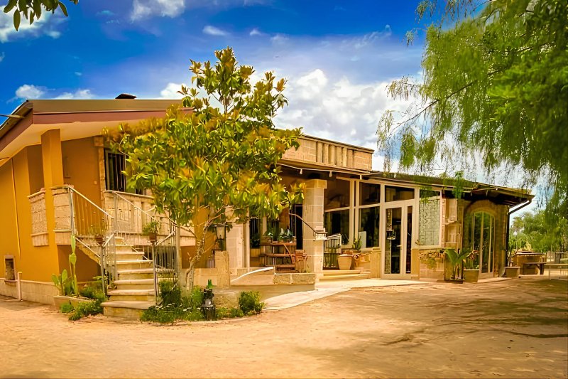 Villa Silmona B&B