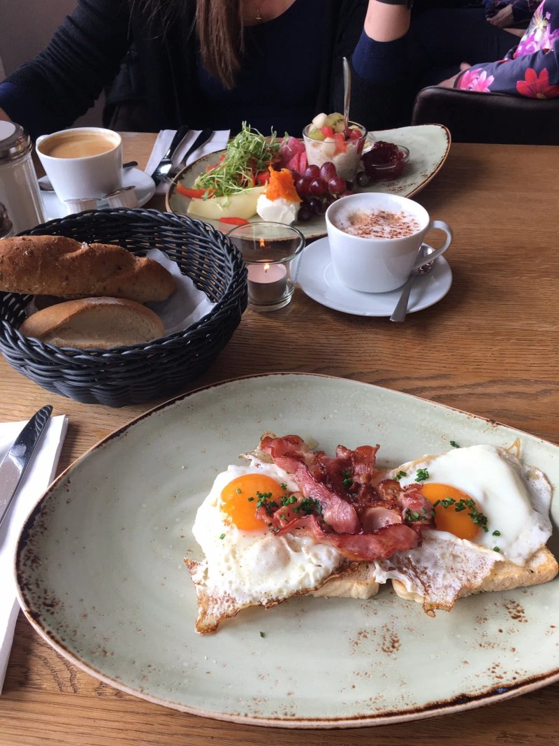Cafe Konigsbau