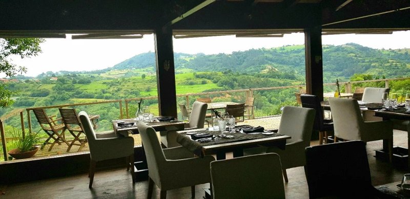 Los Llaureles Restaurante