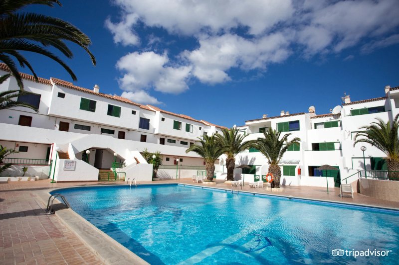 Apartments Alondras Park