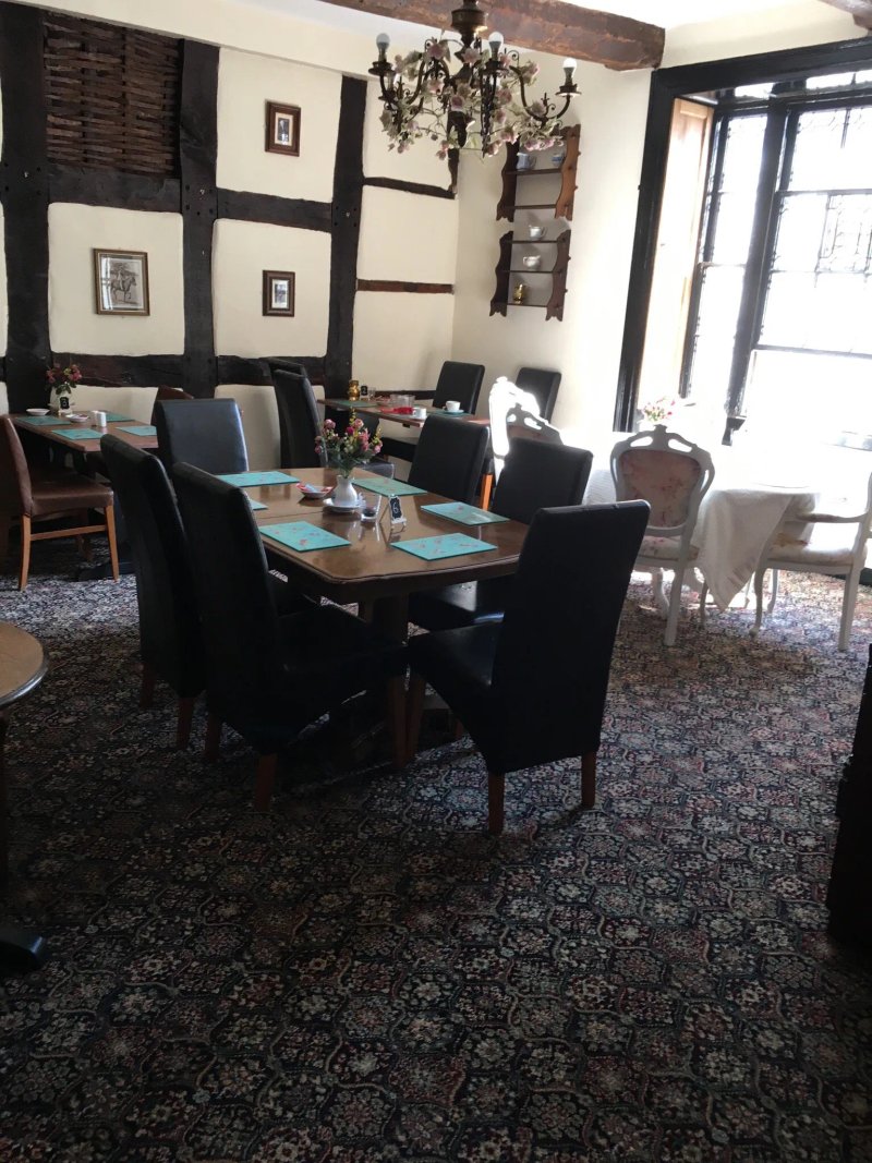 The Royal Oak Hotel